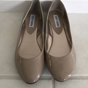 Steve Madden Amoree Taupe Flats